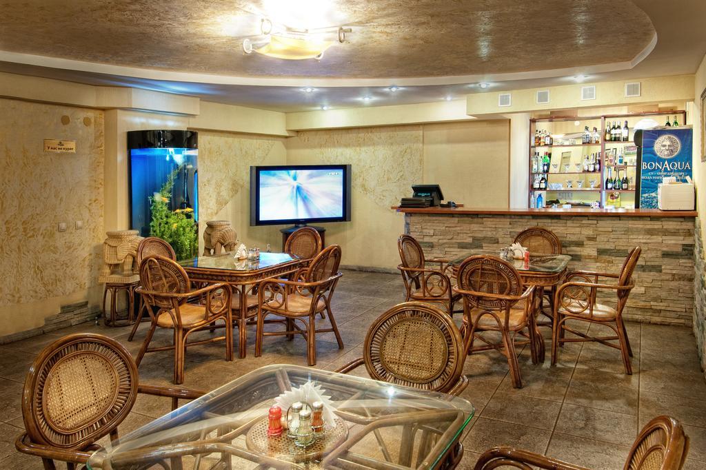Hotel Edem Karaganda Zewnętrze zdjęcie