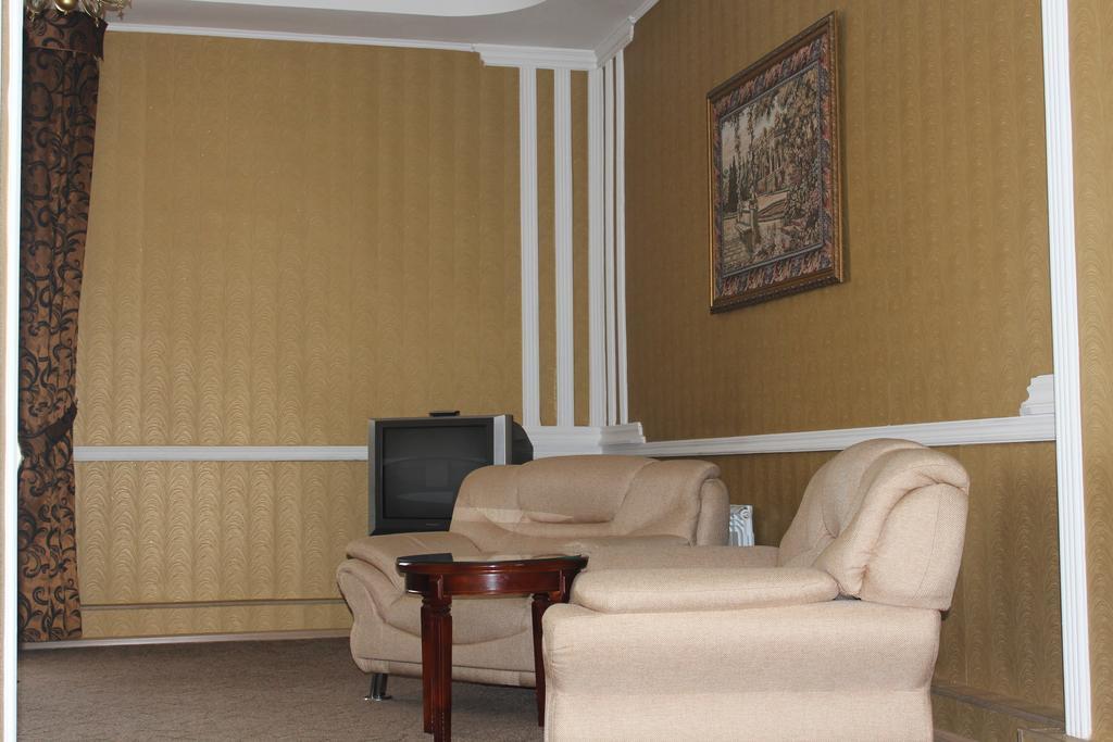 Hotel Edem Karaganda Pokój zdjęcie