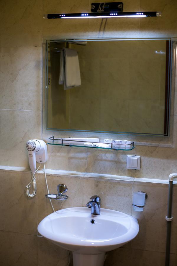 Hotel Edem Karaganda Zewnętrze zdjęcie