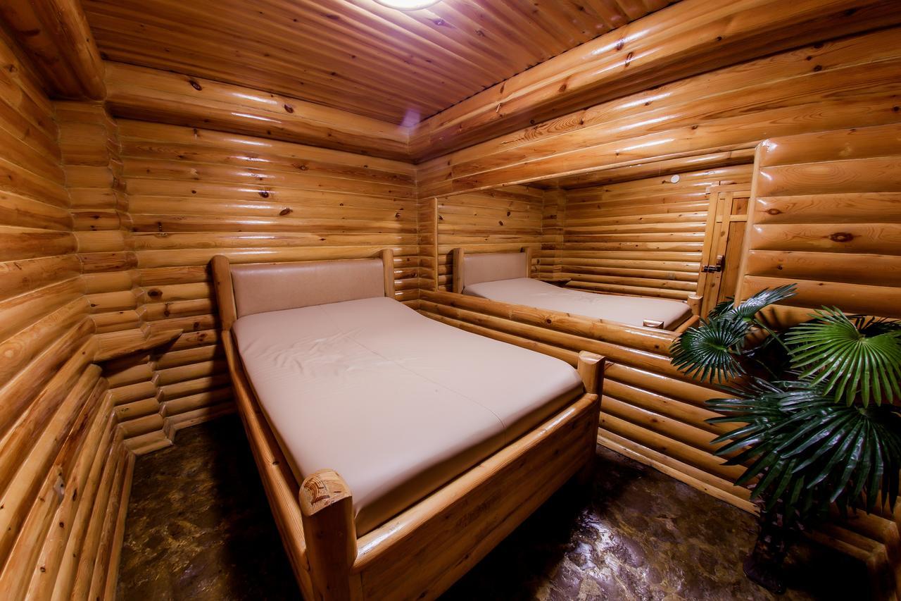 Hotel Edem Karaganda Zewnętrze zdjęcie