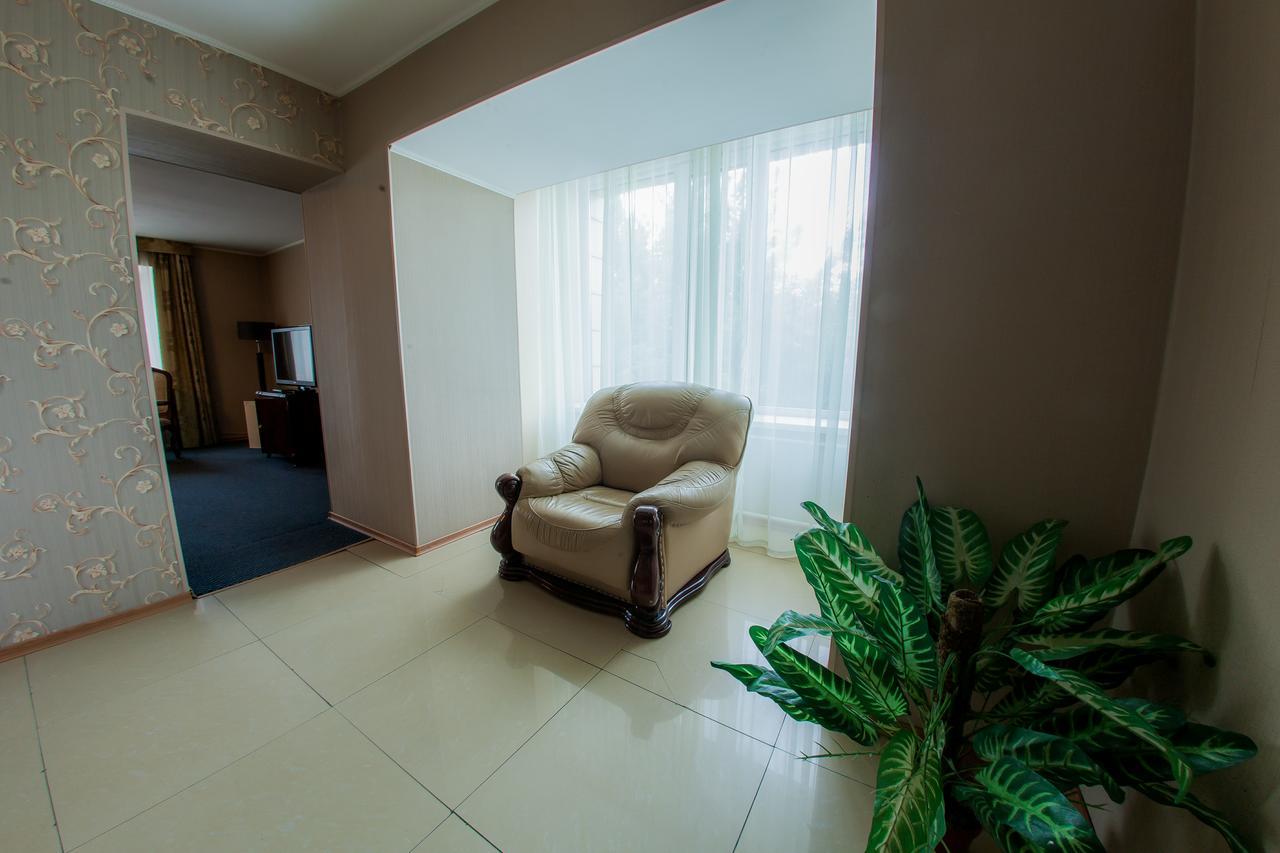 Hotel Edem Karaganda Zewnętrze zdjęcie