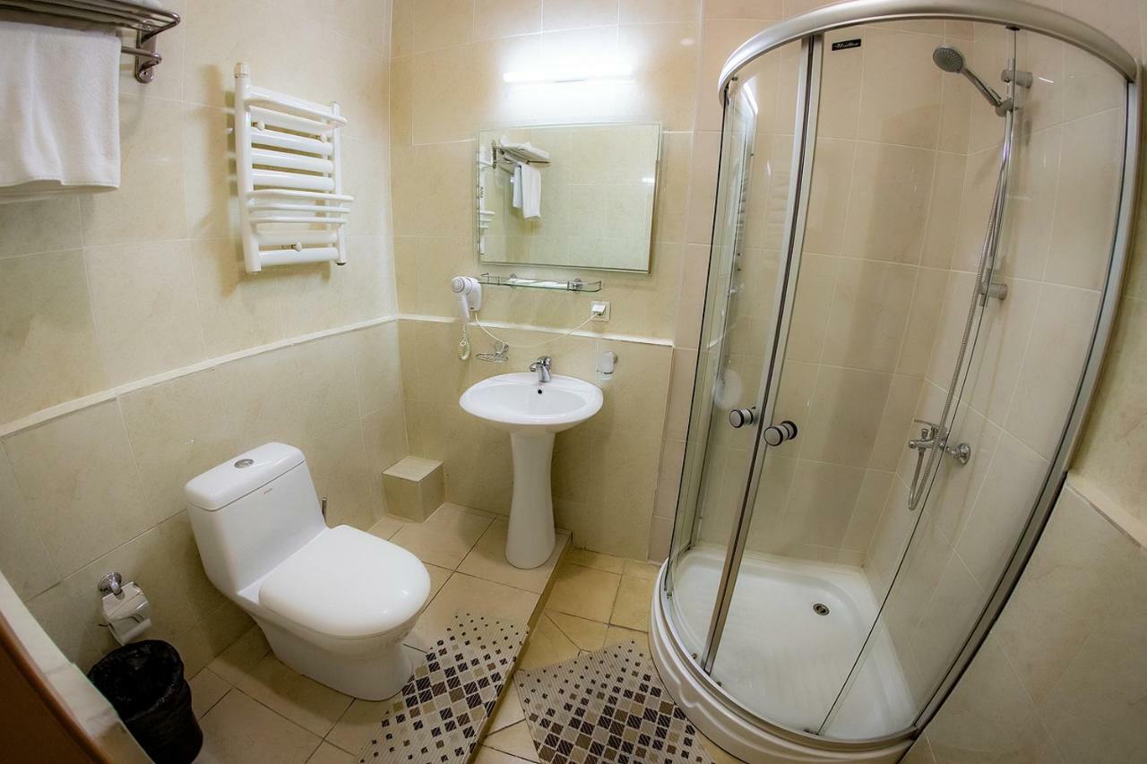 Hotel Edem Karaganda Zewnętrze zdjęcie