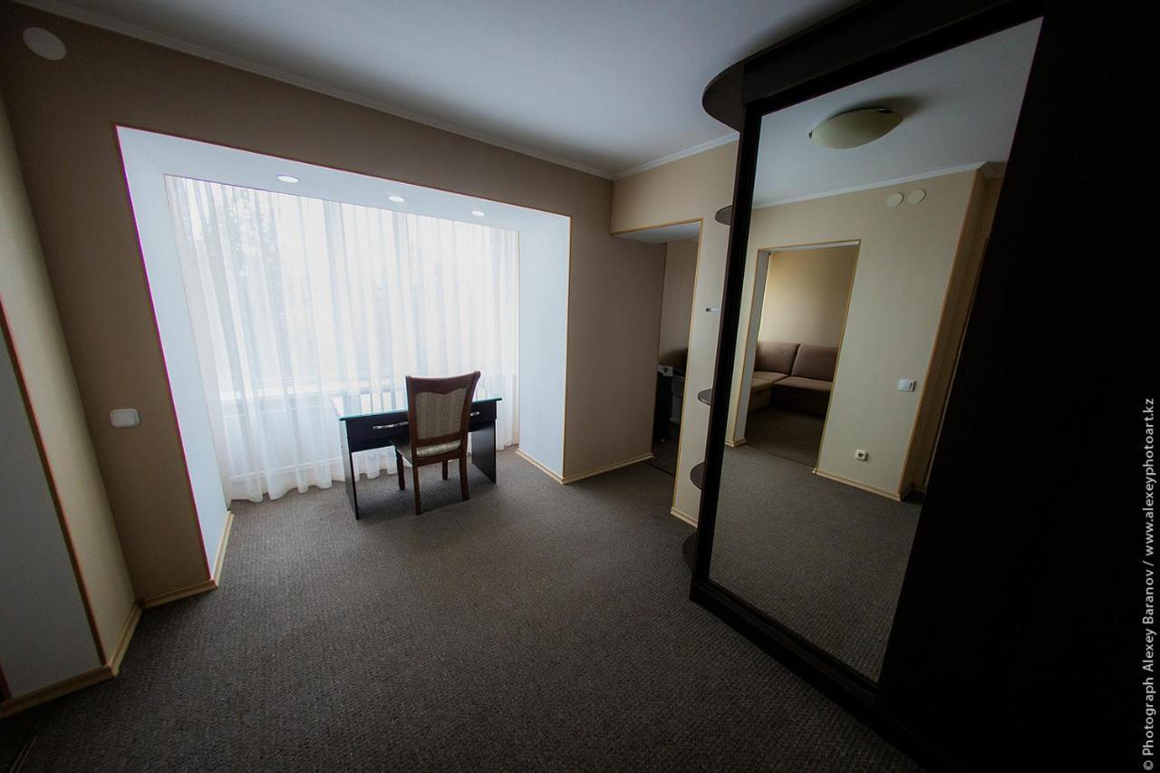 Hotel Edem Karaganda Zewnętrze zdjęcie